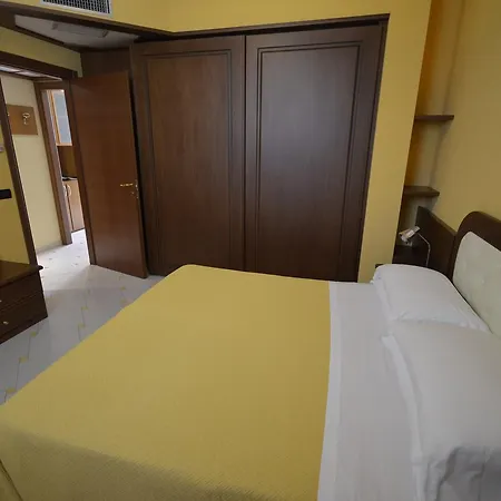 Bellevue Aparthotel *